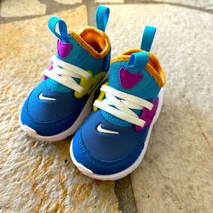 Nike kids shoes
